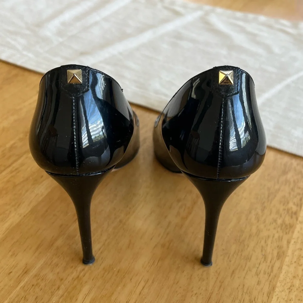 Valentino Garavani Black Patent Leather Pointed Stiletto Pumps